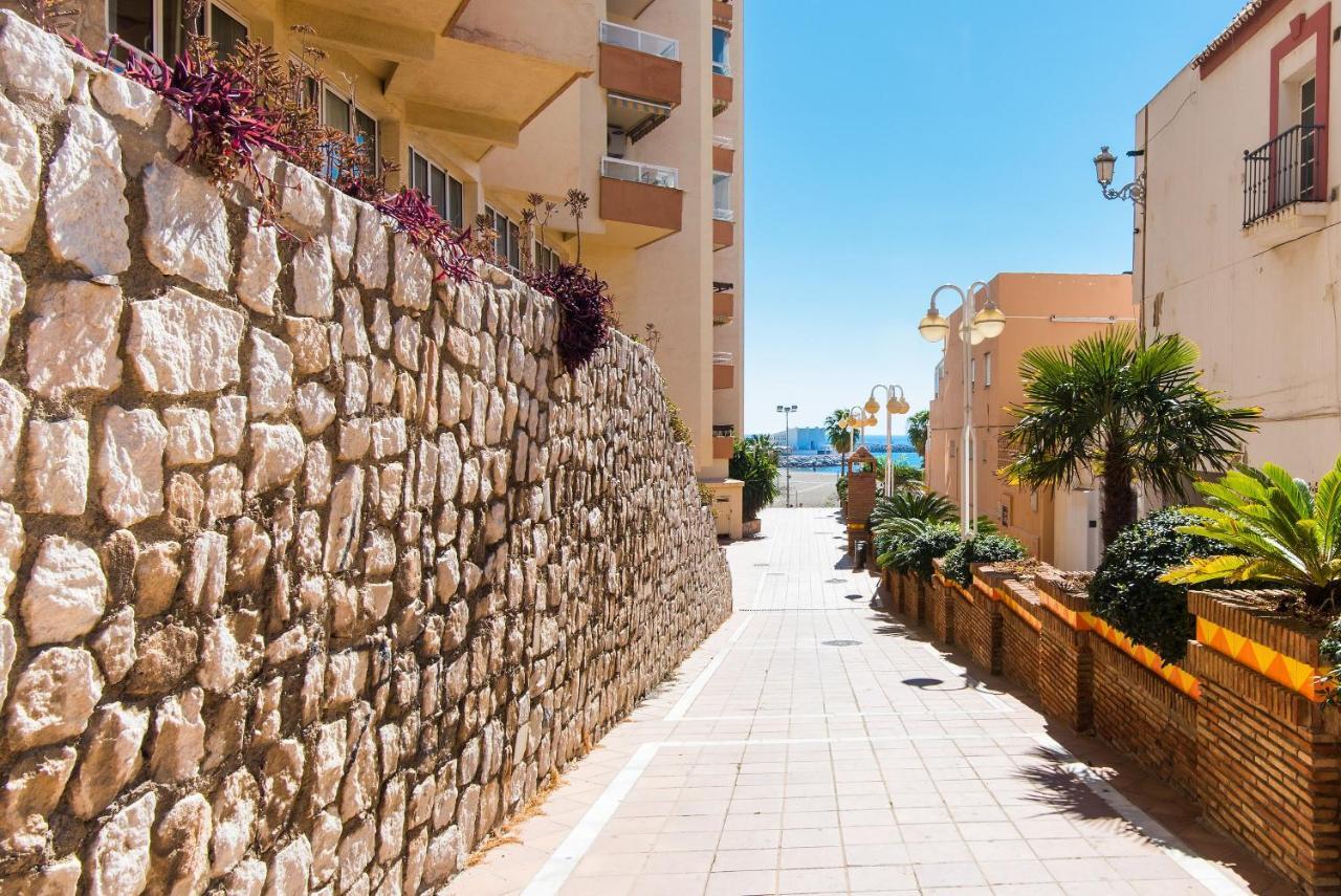 Beachfront Apartment Puerto Marina Benalmádena Exteriör bild